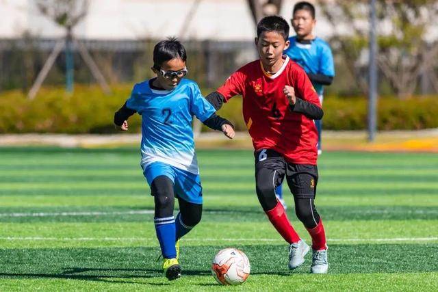 方硕16+12首钢胜天津 周鹏22分深圳胜肯帝亚